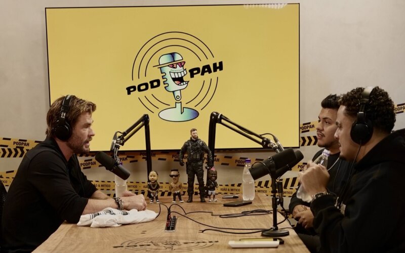 Ator Chris Hemsworth divulga “Resgate 2” em entrevista exclusiva ao Podpah Podcast