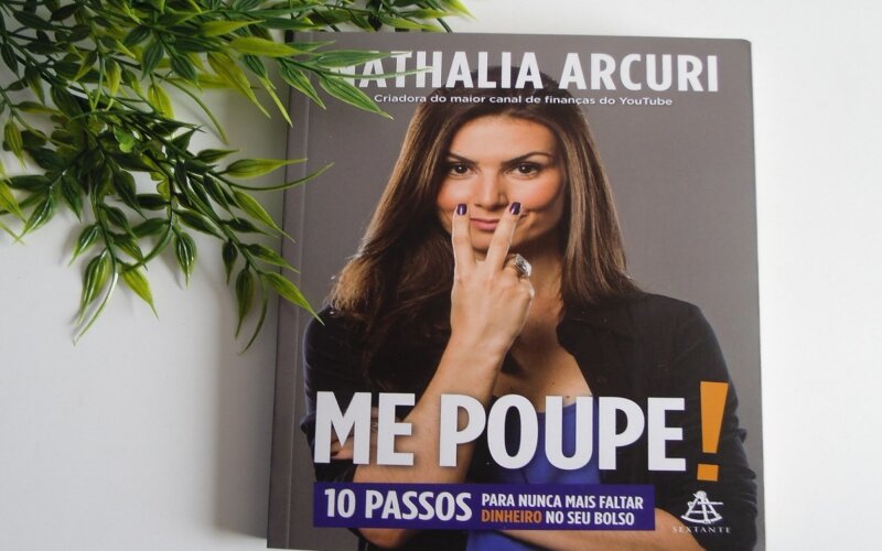 Nathalia Arcuri libera livro “Me Poupe” gratuitamente na Amazon