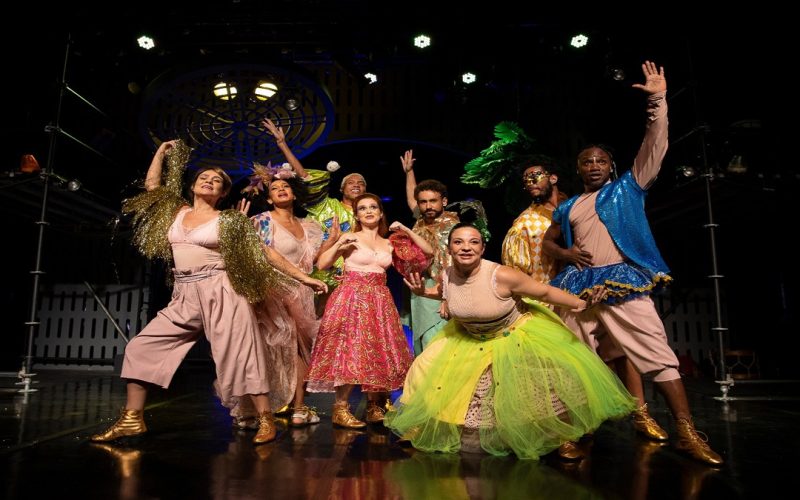 Espetáculo “Salvador, Anoiteceu e é Carnaval” estreia no teatro CCBB-SP